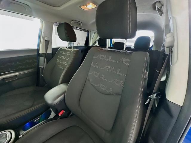 2013 Kia Soul +