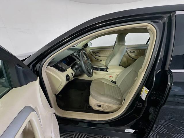 2018 Ford Taurus SE