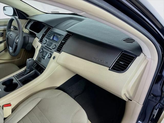 2018 Ford Taurus SE
