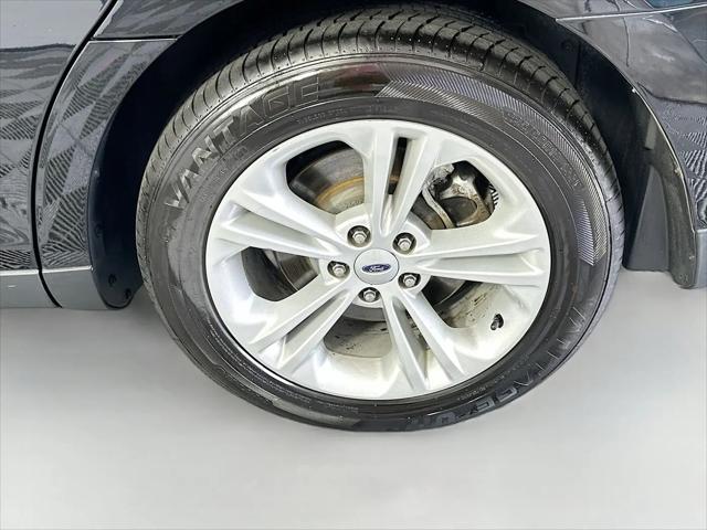 2018 Ford Taurus SE