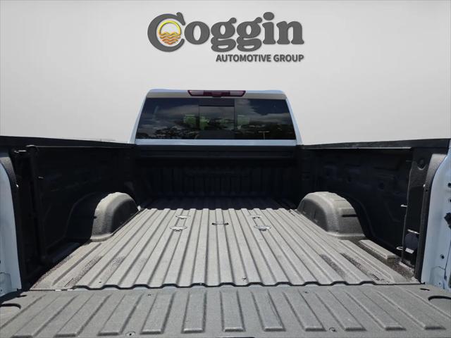 2024 GMC Sierra 2500HD 4WD Crew Cab Standard Bed Denali