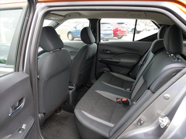 2020 Nissan Kicks SV Xtronic CVT