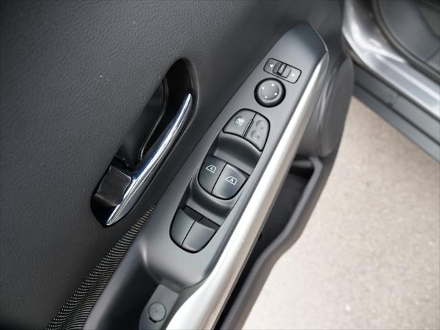 2020 Nissan Kicks SV Xtronic CVT