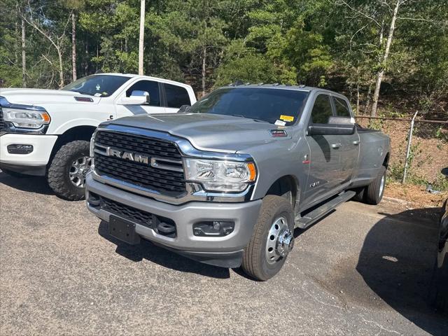 2022 Ram 3500 Big Horn Crew Cab 4x4 8' Box
