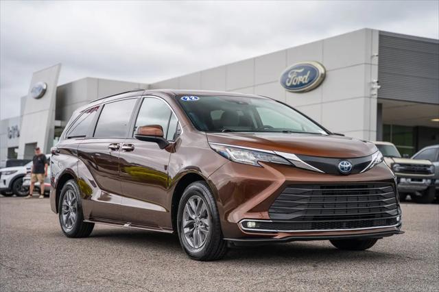 2022 Toyota Sienna XLE for sale in Graniteville, SC