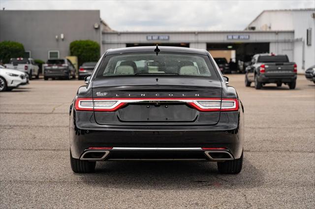 2018 Lincoln Continental Premiere