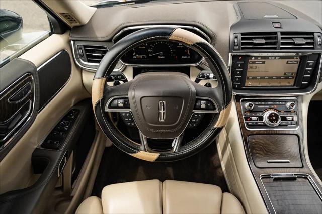 2018 Lincoln Continental Premiere