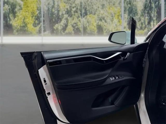 2016 Tesla Model X 90D