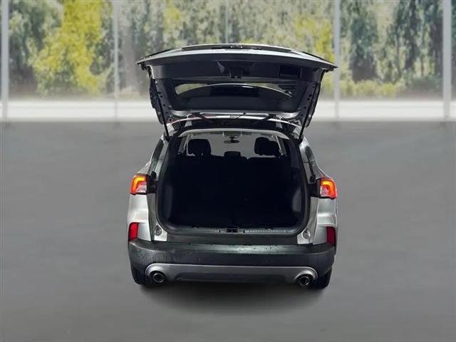 2021 Ford Escape SE Hybrid