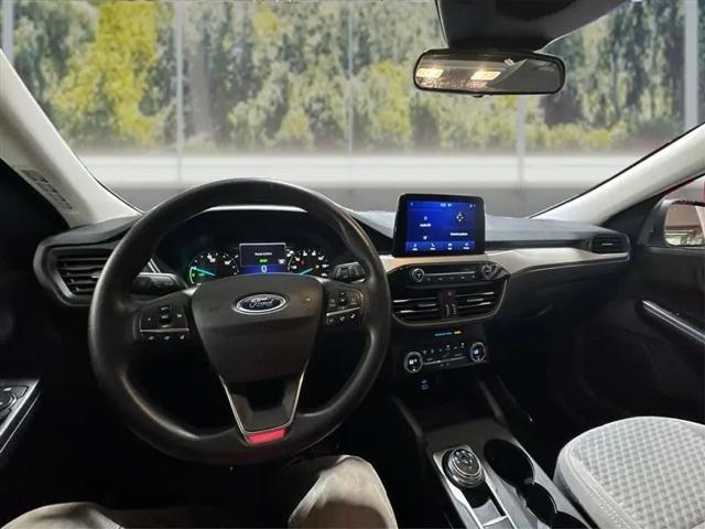 2021 Ford Escape SE Hybrid