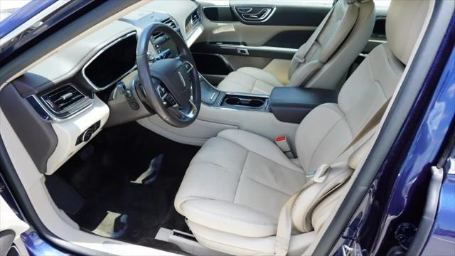2017 Lincoln Continental Select