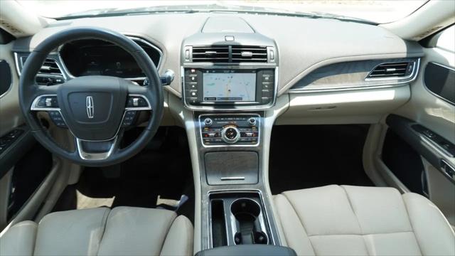 2017 Lincoln Continental Select