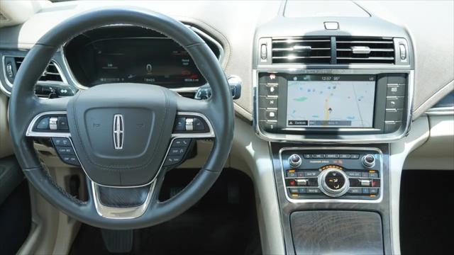 2017 Lincoln Continental Select
