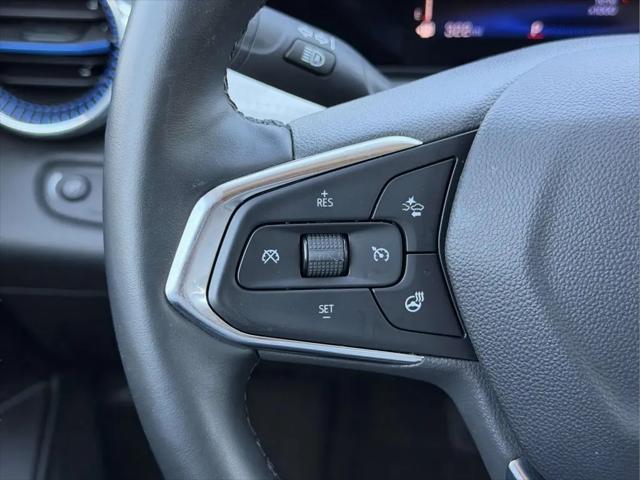 2025 Chevrolet Trax FWD LT