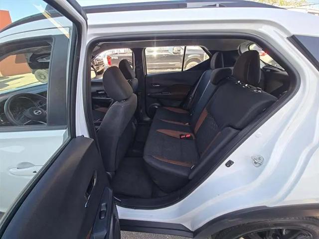 2023 Nissan Kicks SR Xtronic CVT
