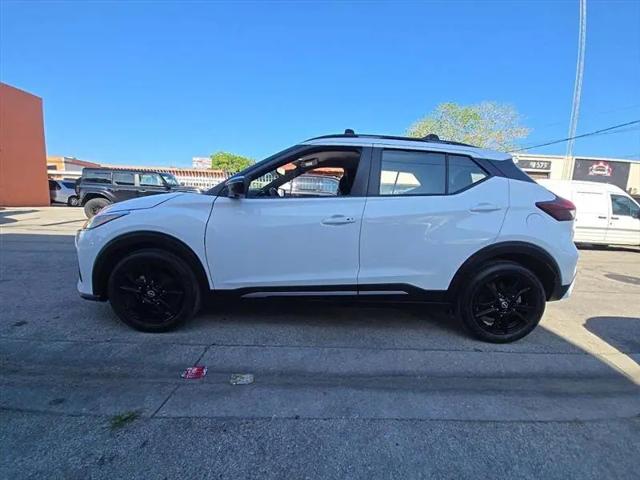 2023 Nissan Kicks SR Xtronic CVT