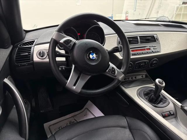 2004 BMW Z4 3.0i