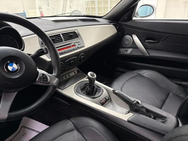 2004 BMW Z4 3.0i
