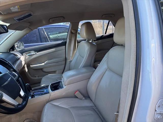 2011 Chrysler 300 Limited