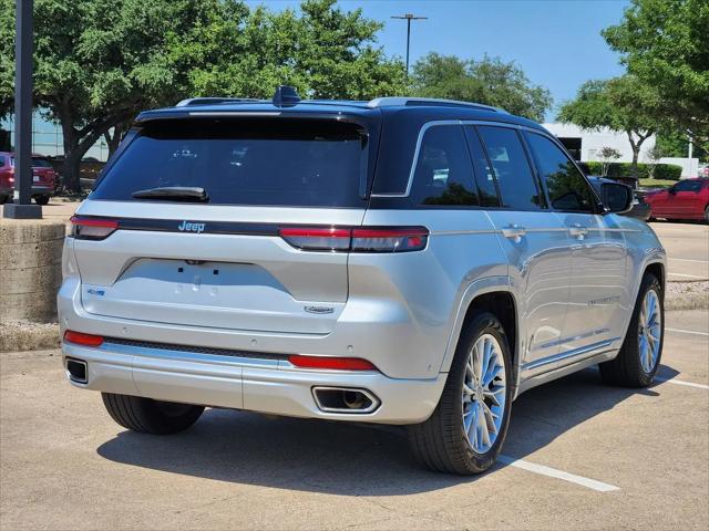 2022 Jeep Grand Cherokee Summit 4x4