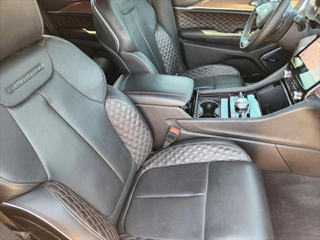 2022 Jeep Grand Cherokee Summit 4x4