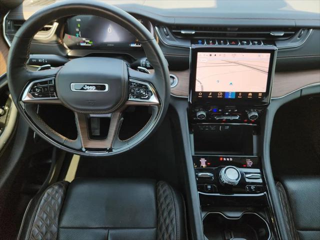2022 Jeep Grand Cherokee Summit 4x4
