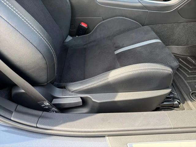 2025 Toyota GR86 Premium