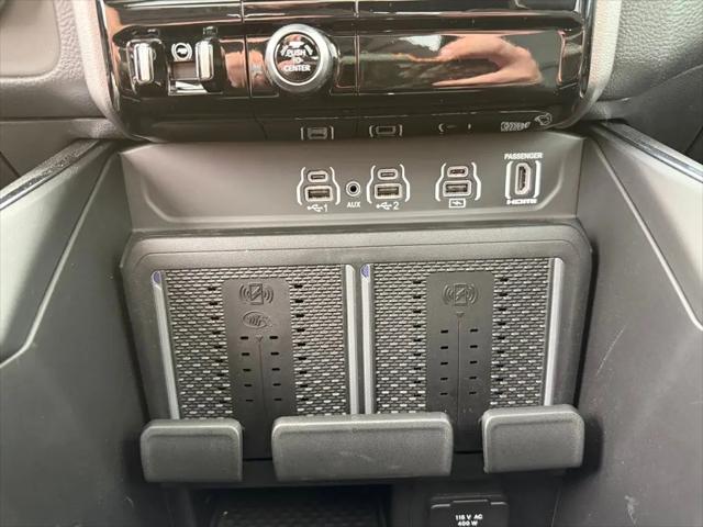 2026 Ram 1500 Laramie Crew Cab 4x4 5'7" Box