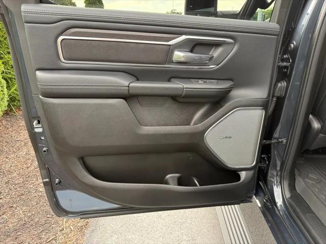 2026 Ram 1500 Laramie Crew Cab 4x4 5'7" Box