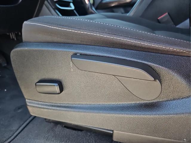2022 GMC Canyon 2WD Crew Cab Short Box Elevation