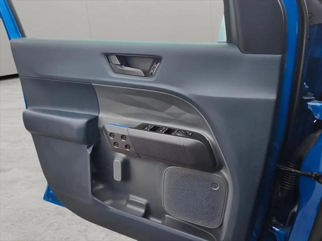 2025 Ford Maverick Lobo Standard