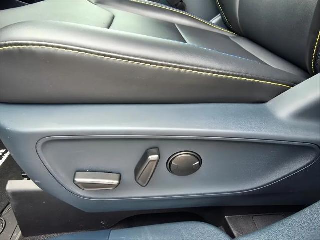 2025 Ford Maverick Lobo Standard