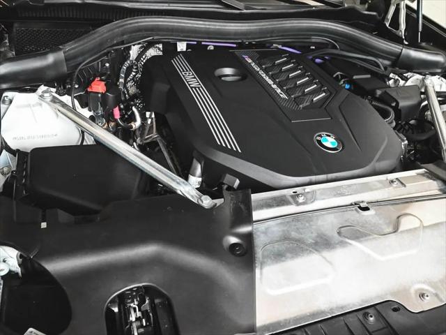 2025 BMW X4 M40i