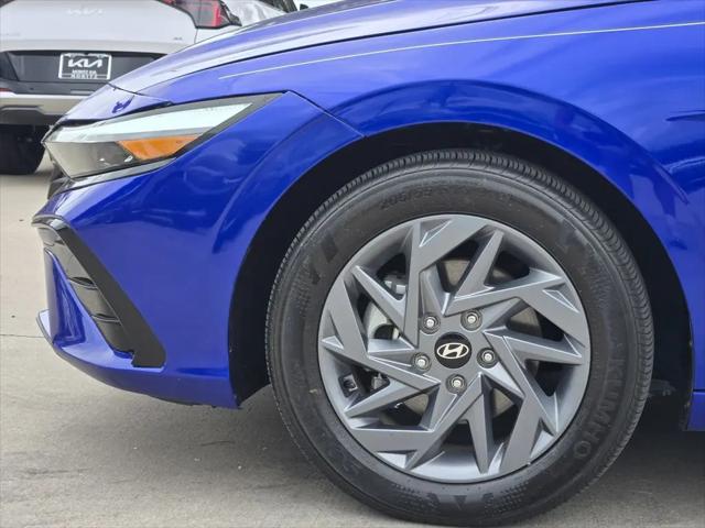2024 Hyundai Elantra Hybrid Blue