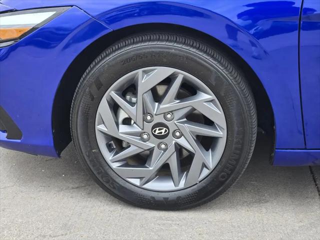 2024 Hyundai Elantra Hybrid Blue