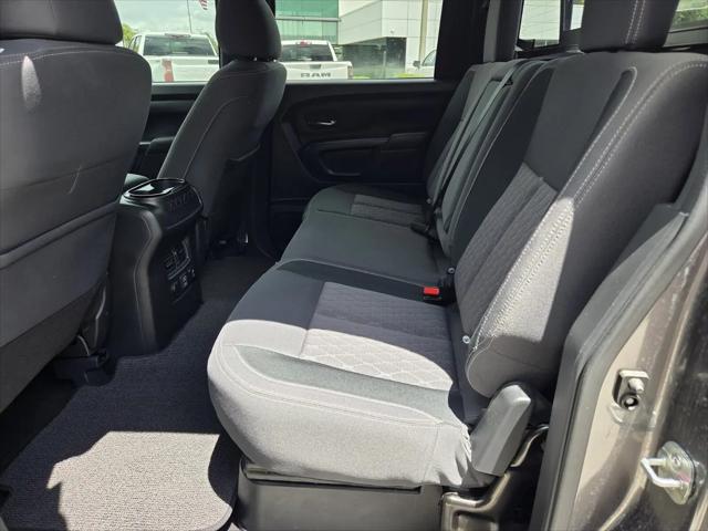 2023 Nissan Titan Crew Cab SV 4x2