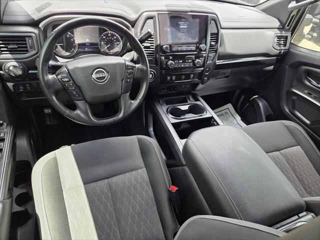 2023 Nissan Titan Crew Cab SV 4x2