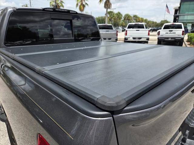 2023 Nissan Titan Crew Cab SV 4x2