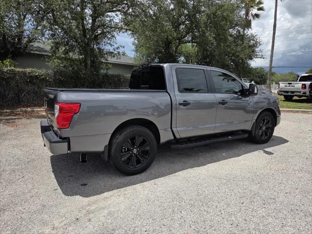 2023 Nissan Titan Crew Cab SV 4x2