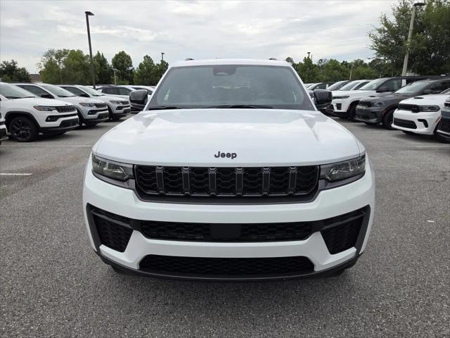 2026 Jeep Grand Cherokee L Altitude 4x2