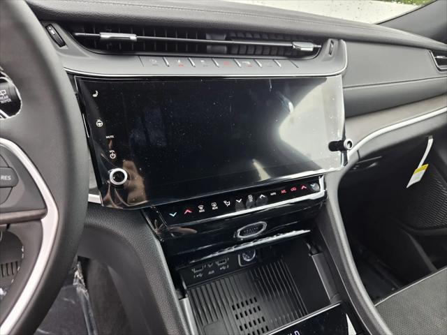 2026 Jeep Grand Cherokee L Altitude 4x2