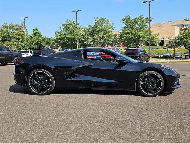 2025 Chevrolet Corvette Stingray RWD Coupe 2LT