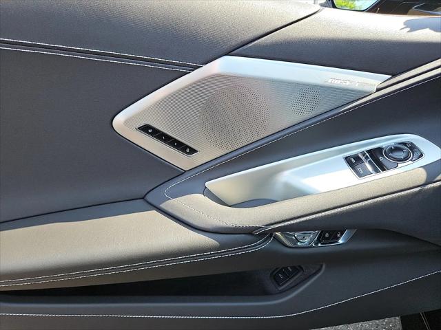 2025 Chevrolet Corvette Stingray RWD Coupe 2LT
