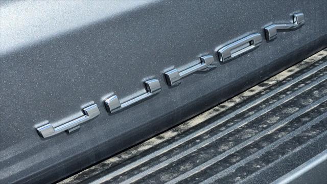 2026 GMC Yukon XL 4WD AT4