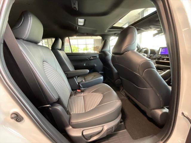 2026 Toyota Highlander XSE