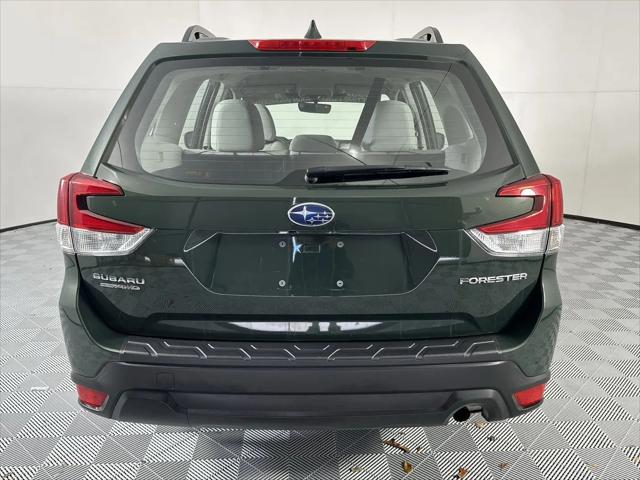 2023 Subaru Forester Base
