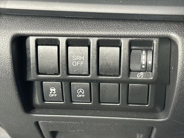 2023 Subaru Forester Base