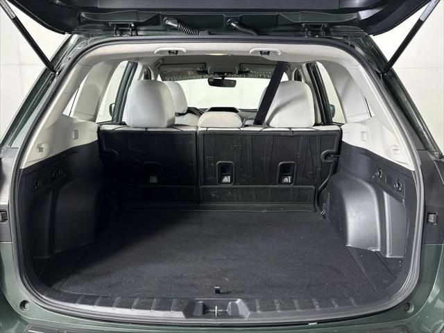 2023 Subaru Forester Base