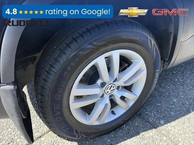 2016 Volkswagen Tiguan S