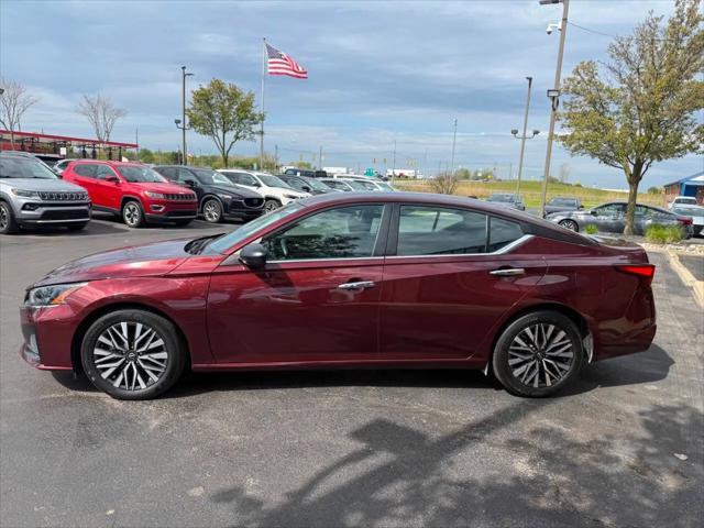 2025 Nissan Altima SV FWD